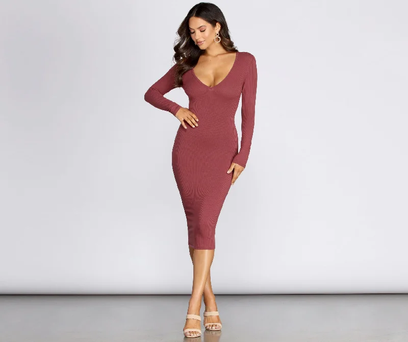 Weekend Deal V Mine Ribbed Knit Midi Dress