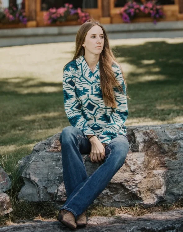 Hurry In Outback Trading Women’s Janet Pullover