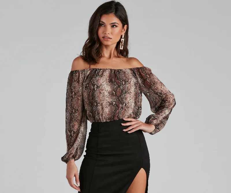 Final Markdown Chic Viper Chiffon Off-The-Shoulder Top