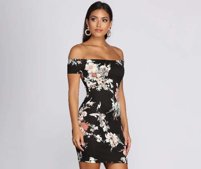 Epic Deals Deep Dive Floral Scuba Dress