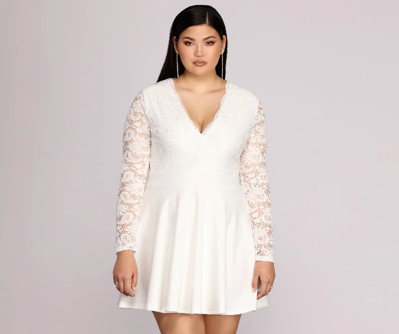 New Deals Plus La La Lace Dress