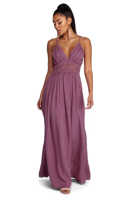 Time-Limited Offer Romantically Crochet Maxi Dress