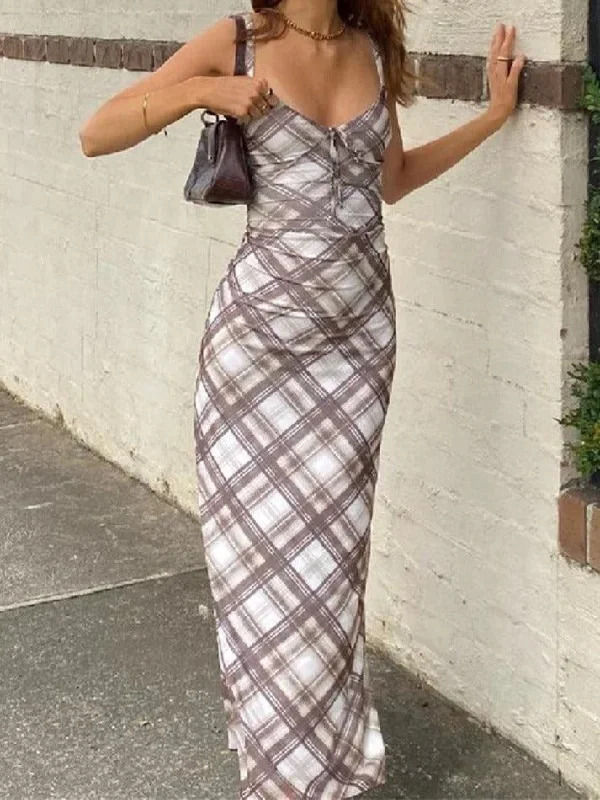 Online Exclusive Plaid Print V Neck Midi Dress