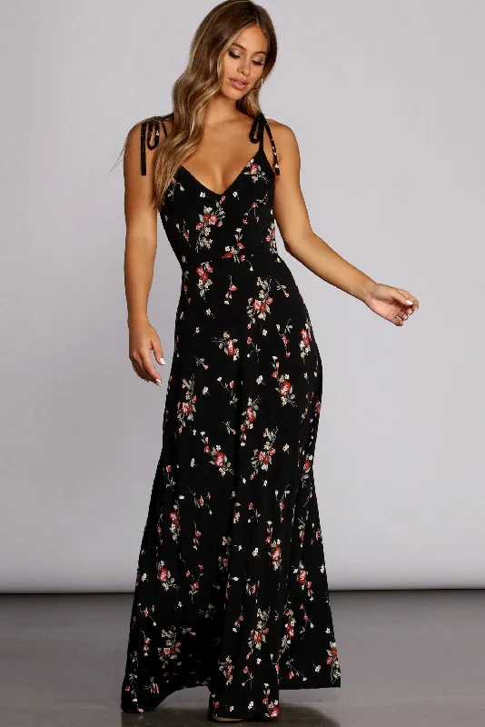 Discount Deals Loving Knit In Florals Maxi Dress
