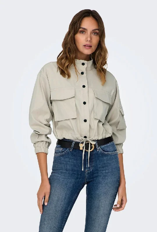 New Markdowns ONLY CASHI SHORT JACKET