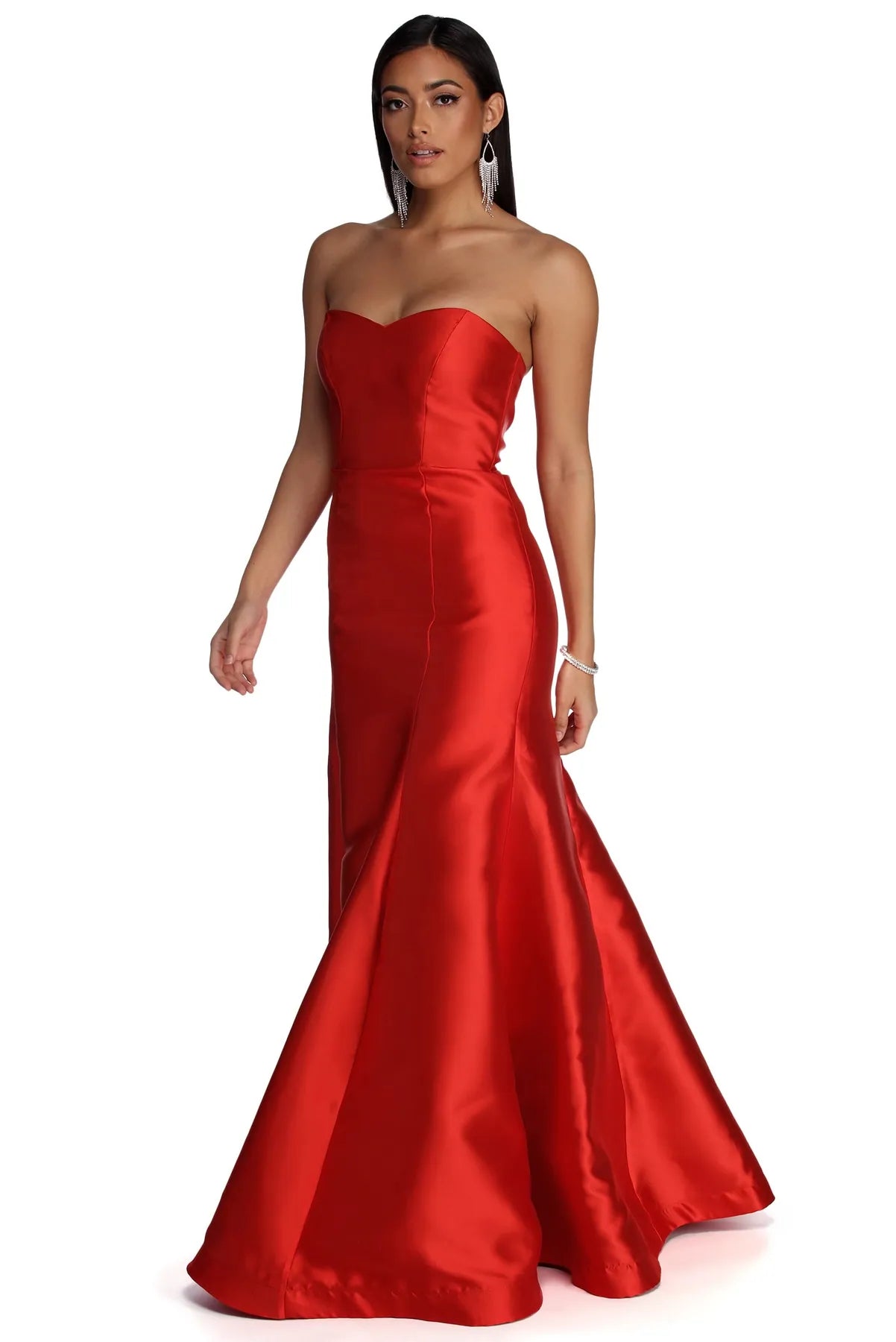 Final Markdown Sarah Formal Satin Trumpet Dress
